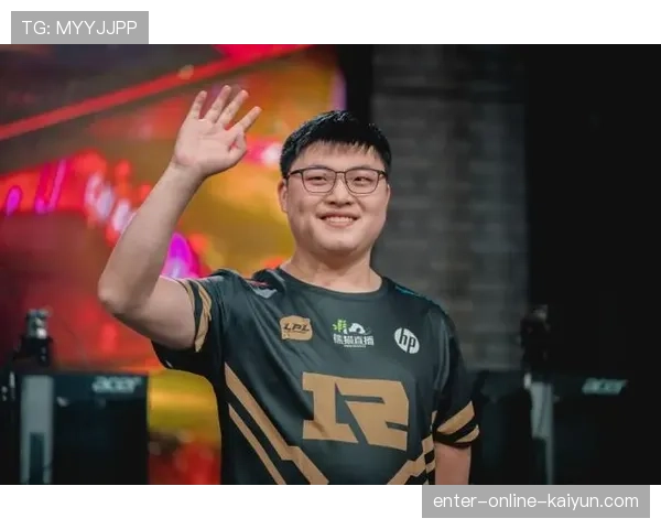 [选手名]告别演说：感谢这10年的陪伴，英雄联盟是我青春的所有🤝